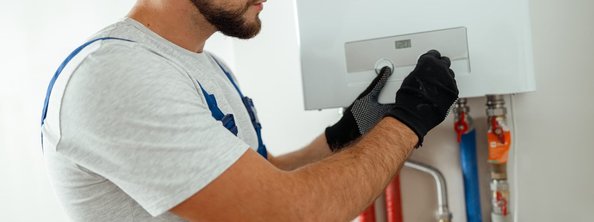 ADOBESTOCK_485615977 2000X750 | LK installation 4 astuces pour prolonger la durée de vie de votre chaudière à gaz Pfastatt